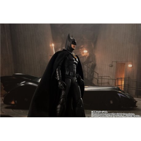 The Flash S.H. Figuarts Action Figure Batman 15 cm (przedsprzedaż)