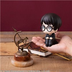 Harry Potter Look Up PVC Statue Harry Potter 11 cm (przedsprzedaż)