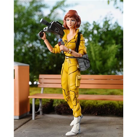 Teenage Mutant Ninja Turtles Ultimate April O'Neil 18 cm (przedsprzedaż)