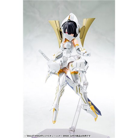 Megami Device Plastic Model Kit 1/1 Bullet Knights Executioner Bride 19 cm (przedsprzedaż)