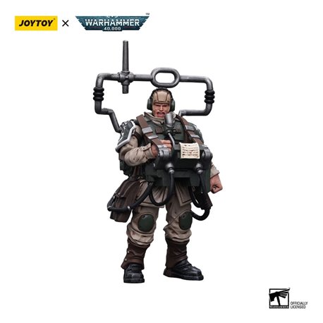 Warhammer 40k Action Figure 1/18 Astra Militarum Cadian Command Squad Veteran with Master Vox 12 cm (przedsprzedaż)