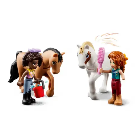 LEGO Friends 41745 Stajnia Autumn