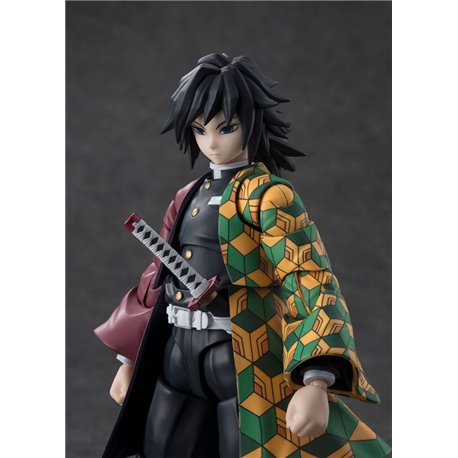 Demon Slayer: Kimetsu no Yaiba S.H. Figuarts Action Figure Giyu Tomioka 15 cm (przedsprzedaż)