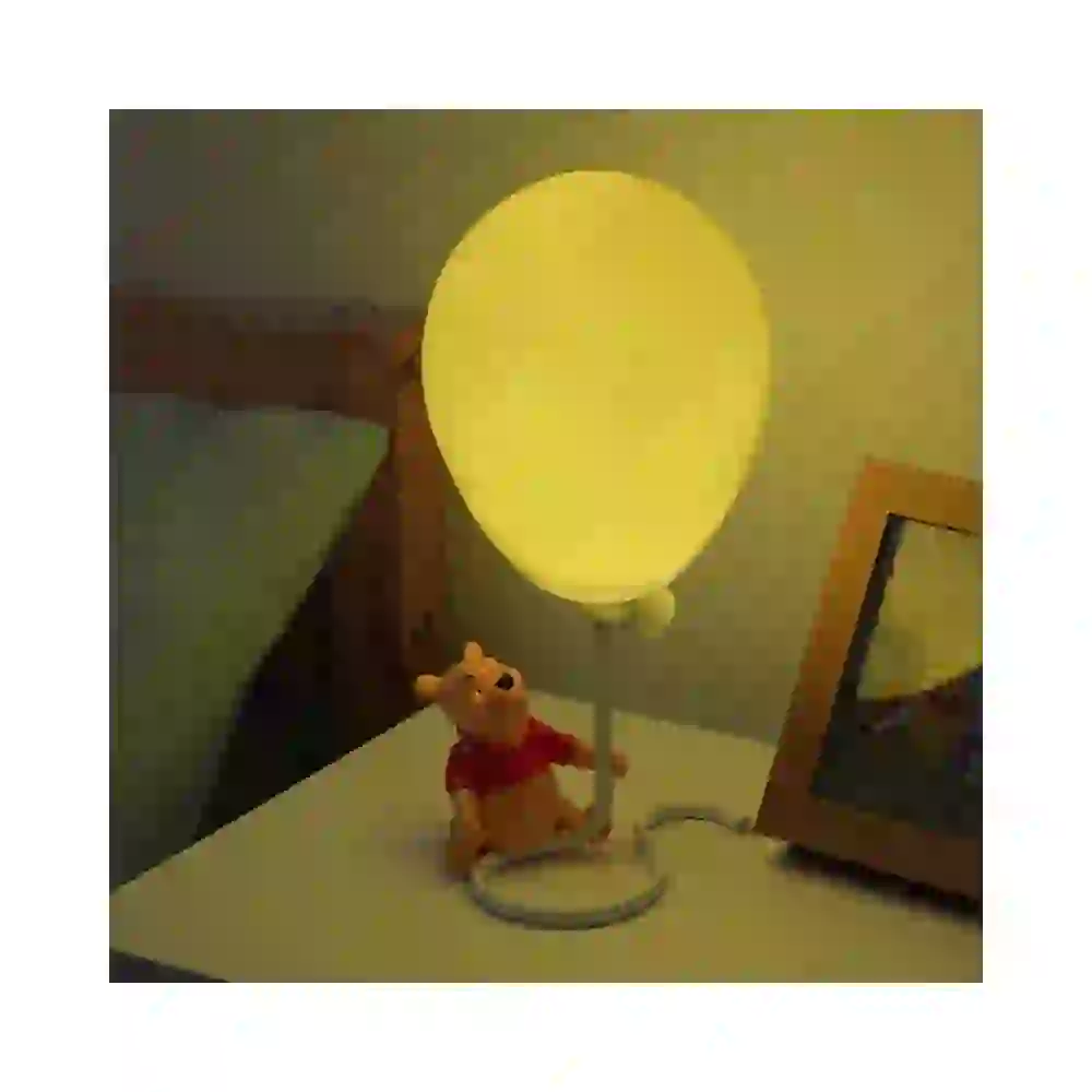 Disney Kubuś Puchatek Lampka - balonik (wysokość: 29 cm)