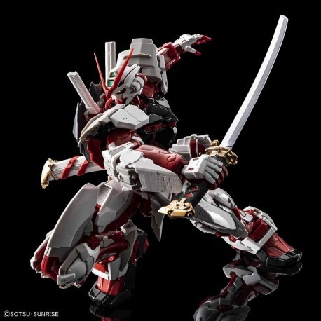 Hi-Resolution Model 1/100 Gundam Astray Redframe