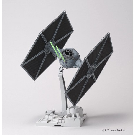 Star Wars - TIE Fighter (1:29) Bandai