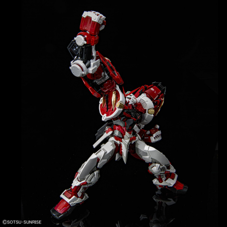 HIRM 1/100 Gundam Astray Red Frame Powered Red