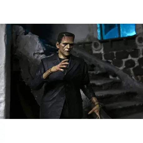 Figurka Universal Monsters Ultimate Frankenstein's Monster (Color) 18 cm